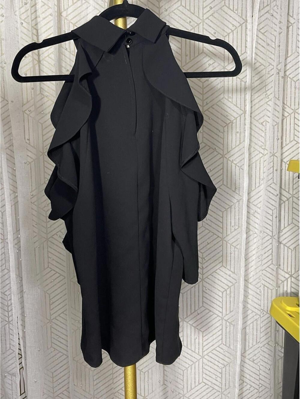Topshop Cold Shoulder Short Sleeve Pullover Blouse Ruffle Women's Size 6 Black